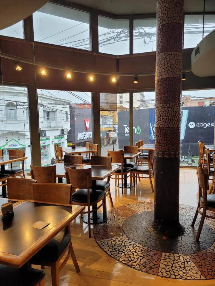 ZORBA interior